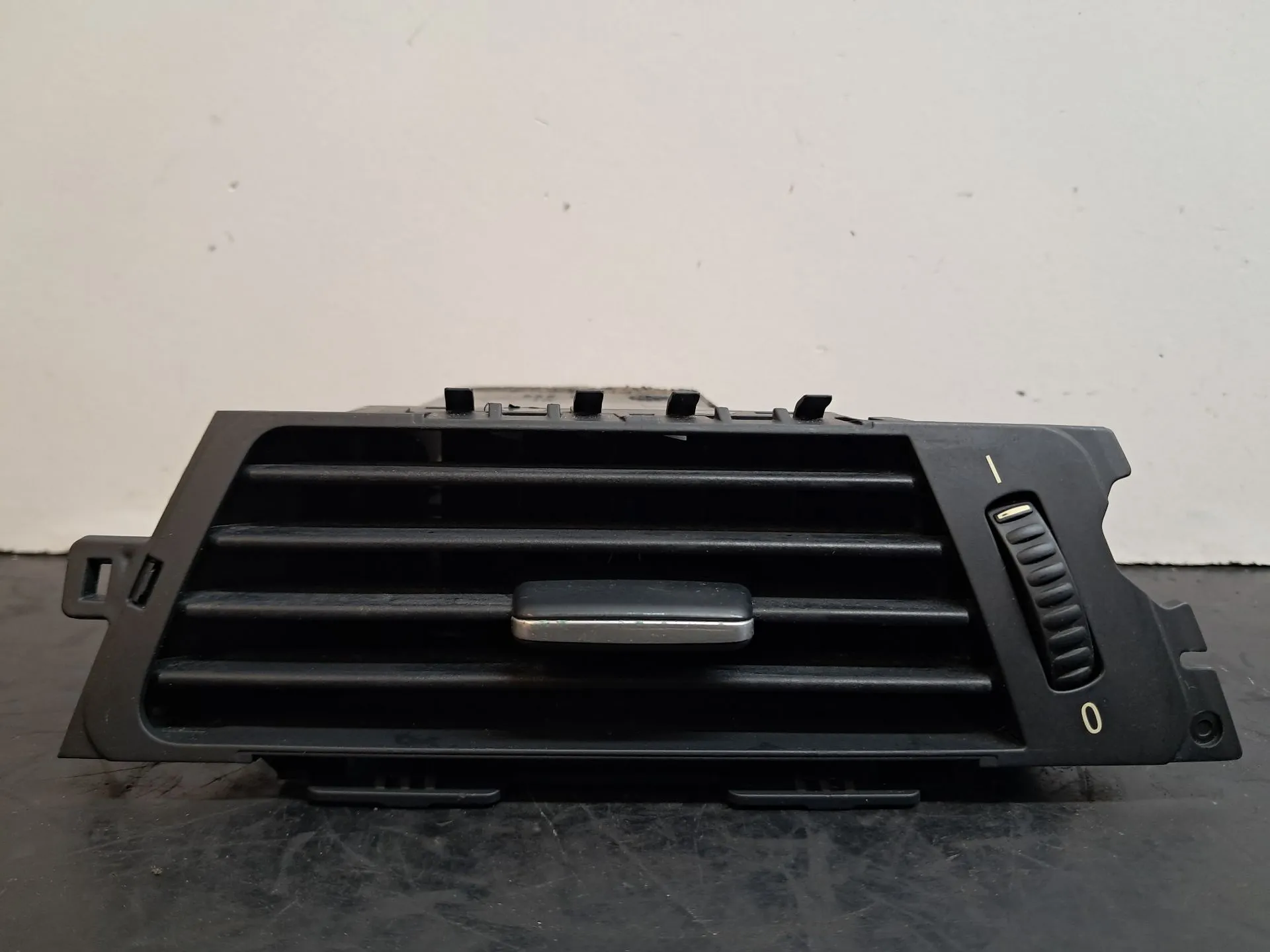 Diffuseur / sortie d’air BMW 3 Touring (E91) Imagem-1