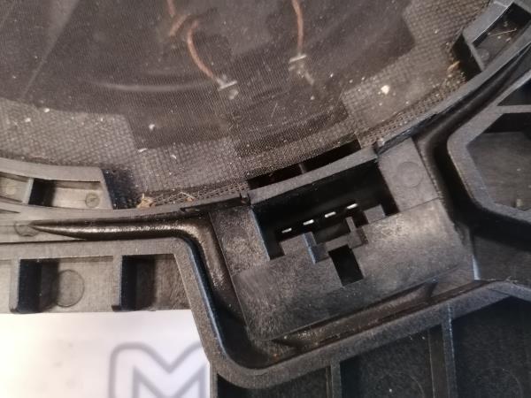 Colonne de son BMW 5 (F10) Imagem-2