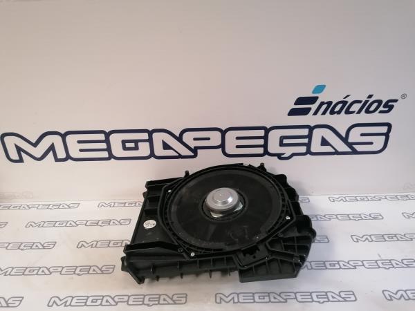 Colonne de son BMW 5 (F10)