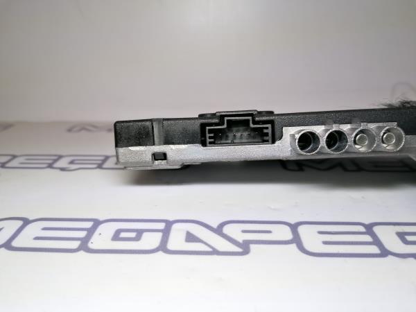 Amplificateur Antenne MERCEDES-BENZ CLS (C219) Imagem-2