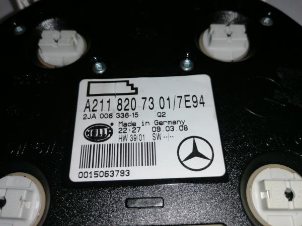 Rear seat light MERCEDES-BENZ CLS (C219) Imagem-5