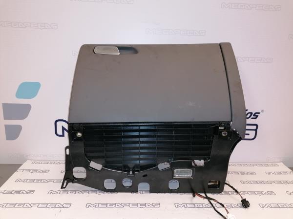 Porta luvas AUDI A5 Sportback (8TA)