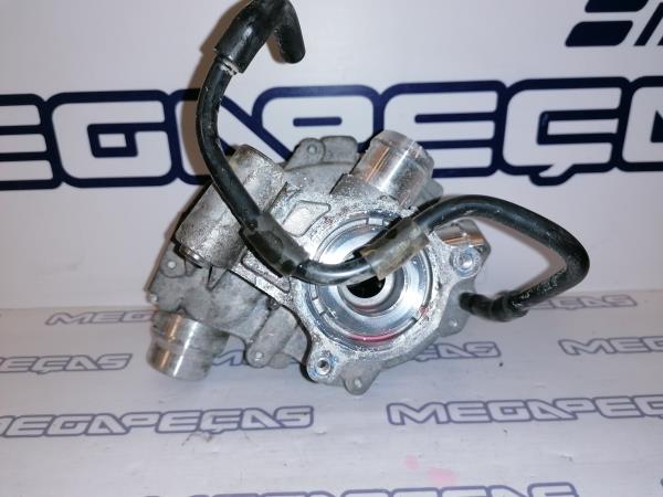 Bomba de agua MERCEDES-BENZ Classe A (W176) Imagem-2