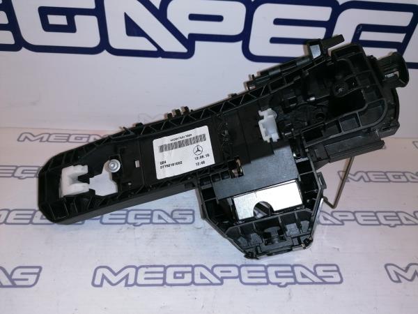 Left front door handle support MERCEDES-BENZ Classe A (W176)