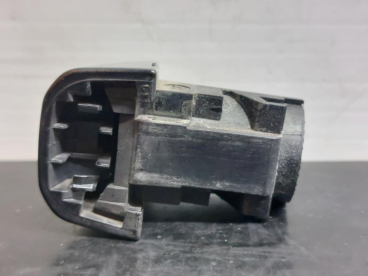 Copertura maniglia porta destra AUDI A5 Sportback (8TA) Imagem-1