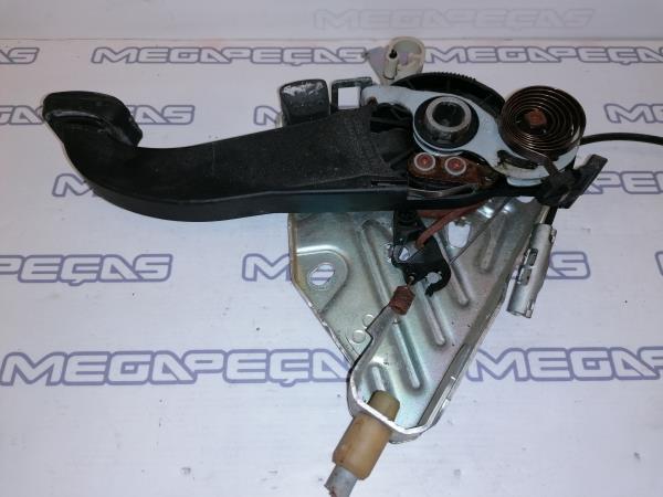 Pedal MERCEDES-BENZ Classe C (W204) Imagem-1