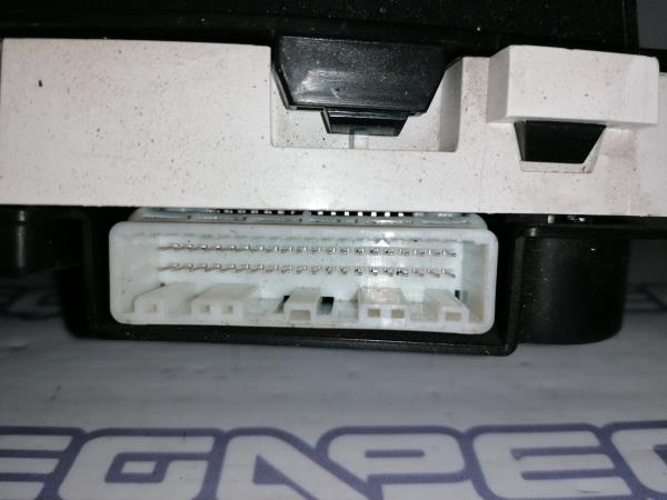 Instrument cluster TOYOTA Corolla Hatchback (_E12_) Imagem-5