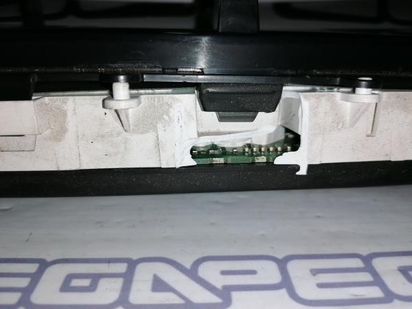 Instrument cluster TOYOTA Corolla Hatchback (_E12_) Imagem-4