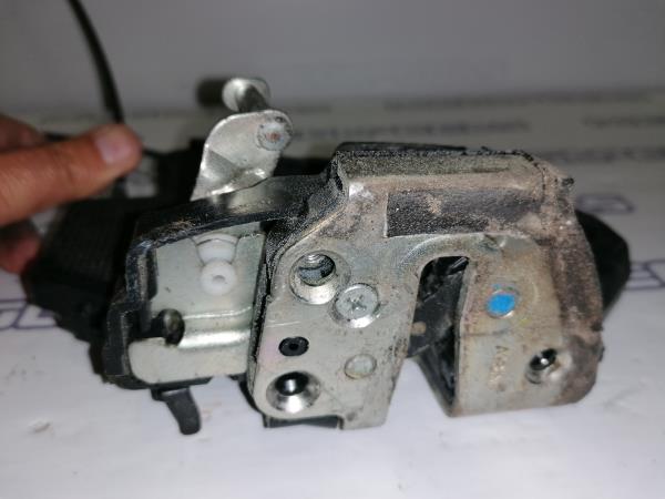 Rear Left Door Lock TOYOTA Corolla Hatchback (_E12_) Imagem-3