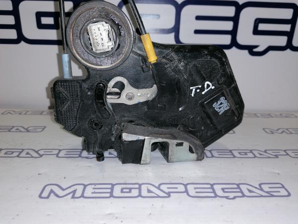 Rear Right Door Lock TOYOTA Corolla Hatchback (_E12_)