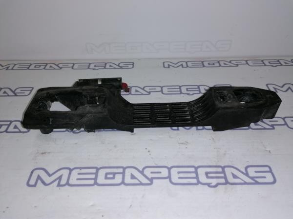 Right front door handle support TOYOTA Corolla Hatchback (_E12_) Imagem-2
