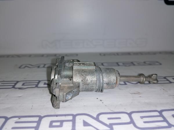 Canhão de porta TOYOTA Corolla Hatchback (_E12_) Imagem-1