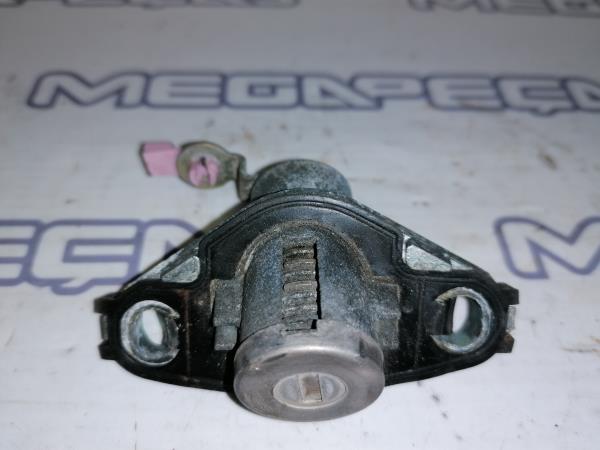 Door or trunk barrel TOYOTA Corolla Hatchback (_E12_) Imagem-1