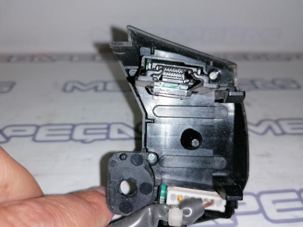 Comando multifunzione TOYOTA Corolla Hatchback (_E12_) Imagem-2