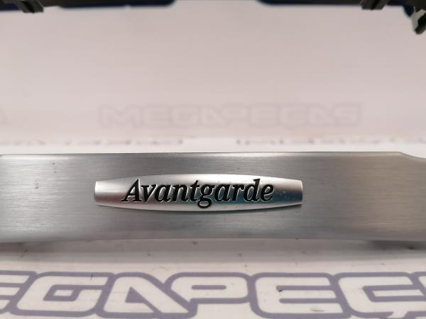 Panneau revêtement console centrale / radio MERCEDES-BENZ Classe C (W204) Imagem-1