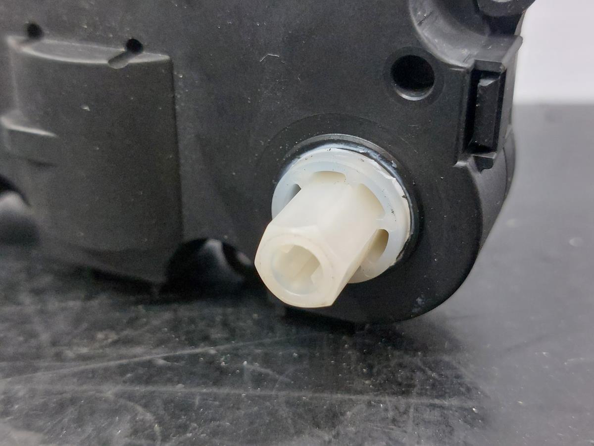 Heater Flap Motor MERCEDES-BENZ Classe C (W204) Imagem-4