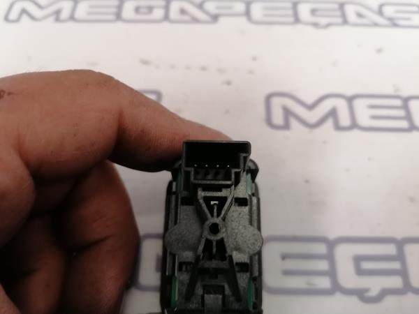 Commande / interrupteur lève-vitre Avant Droite MERCEDES-BENZ Classe C (W204) Imagem-2