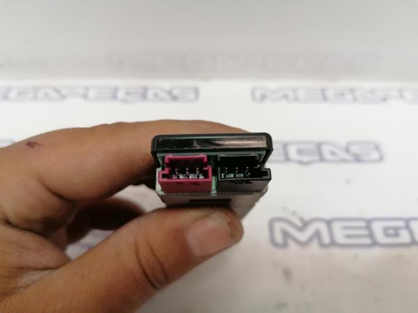 Amplificateur Antenne MERCEDES-BENZ Classe C (W204) Imagem-1
