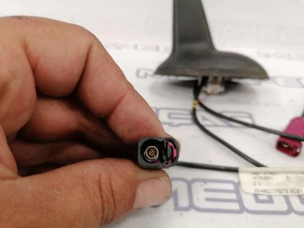Antenna MERCEDES-BENZ Classe C (W204) Imagem-1