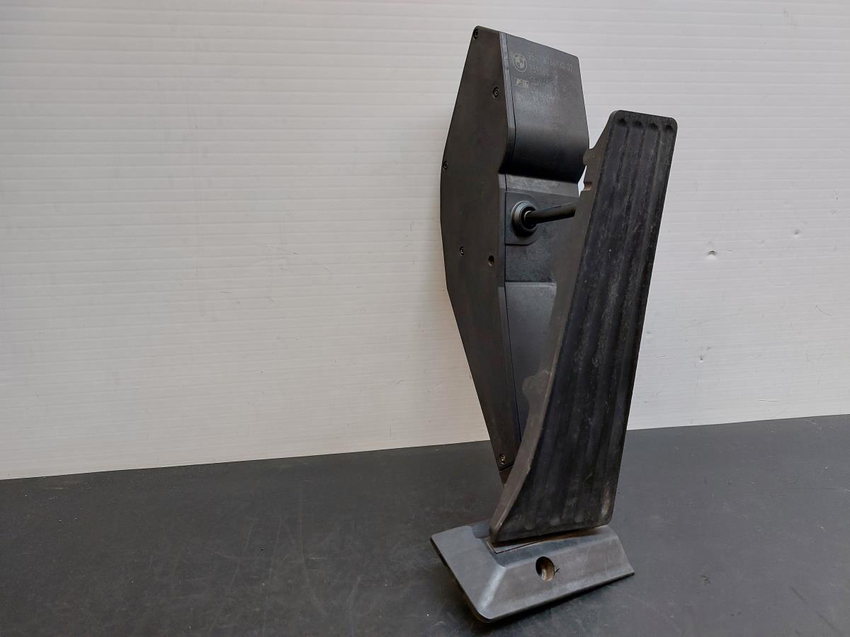 Pedal BMW 6 (E63)