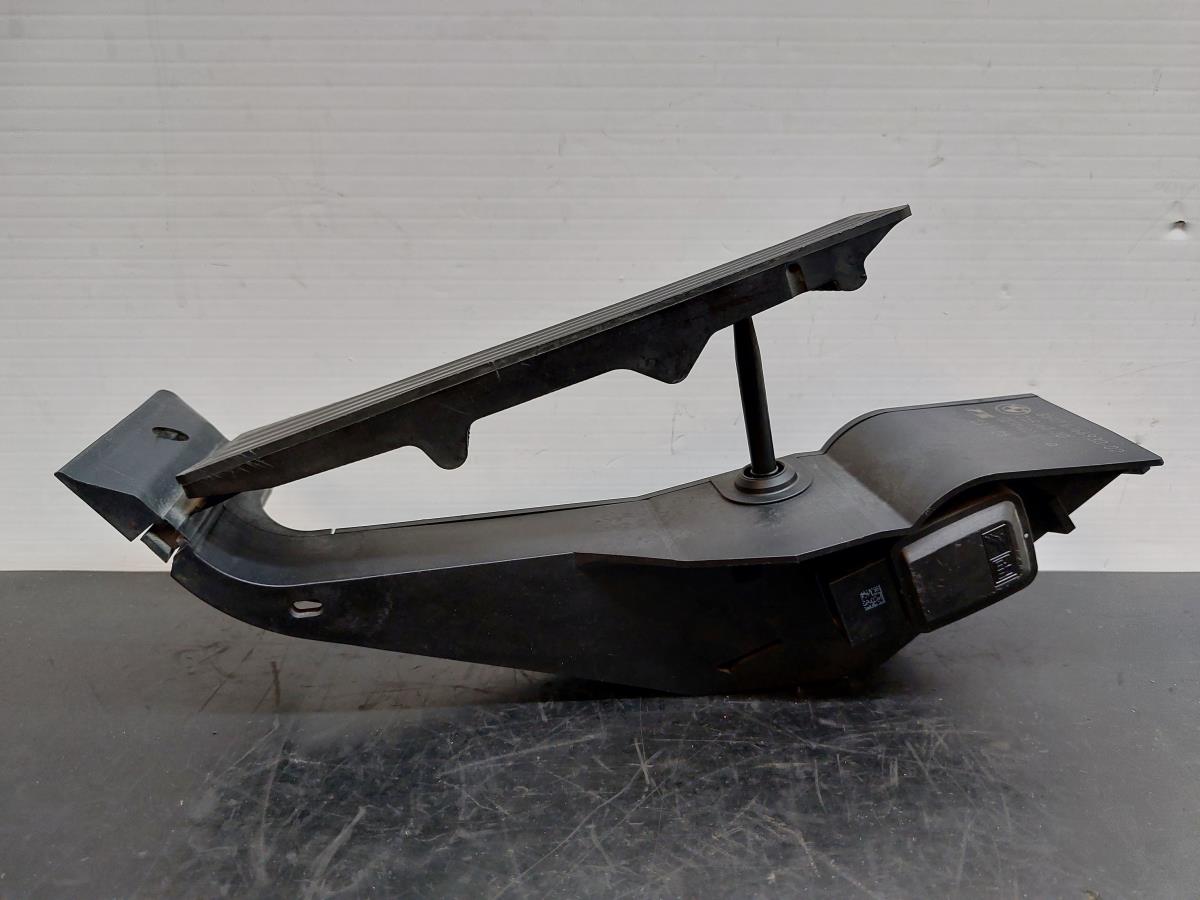 Pedal BMW 6 (E63) Imagem-2