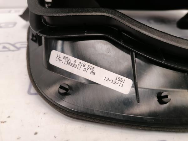 Pièce en plastique générique BMW 3 (F30, F80) Imagem-1