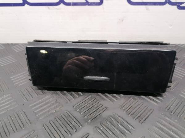 Posacenere BMW 6 (E63) Imagem-4