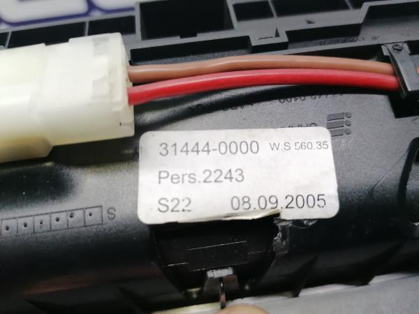 Posacenere BMW 6 (E63) Imagem-6