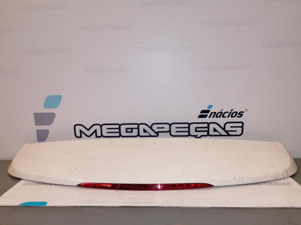 Spoiler / aileron da tampa da mala HYUNDAI i30 (GD)