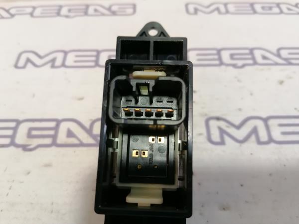 Right Front window control MITSUBISHI ASX (GA_W_) Imagem-2