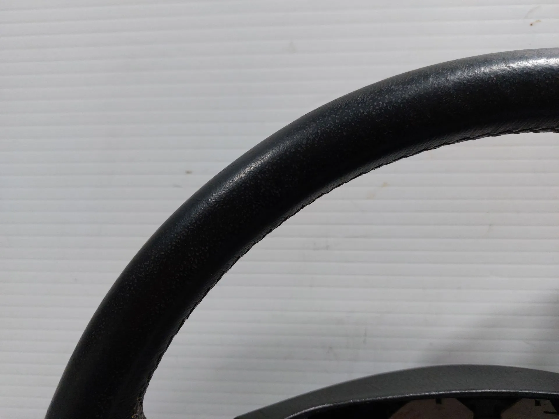 Volante BMW 5 (E34) Imagem-4