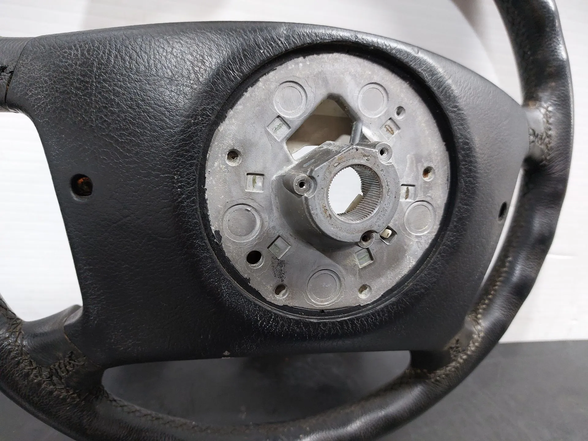 Volante BMW 5 (E34) Imagem-19