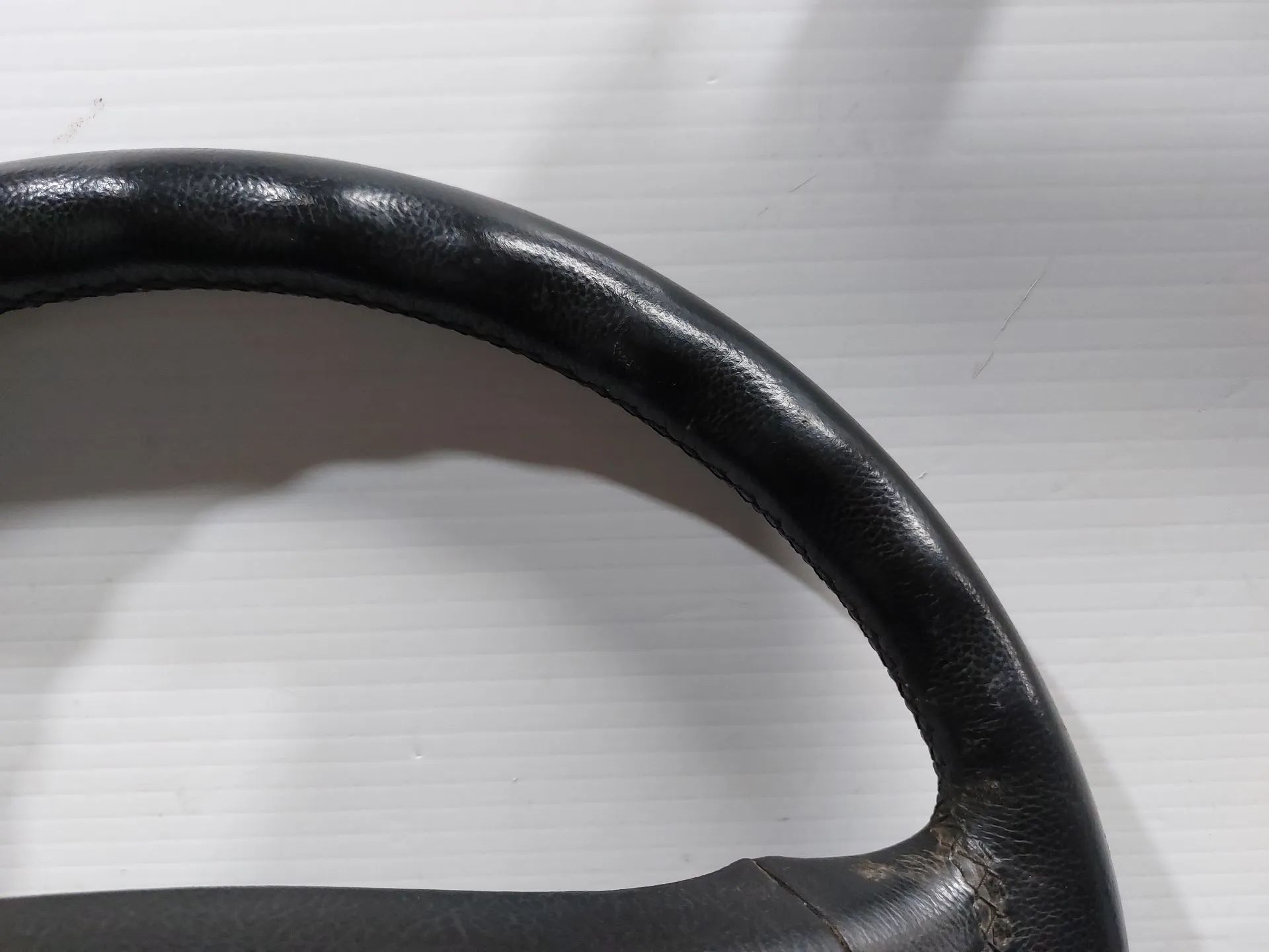 Volante BMW 5 (E34) Imagem-16