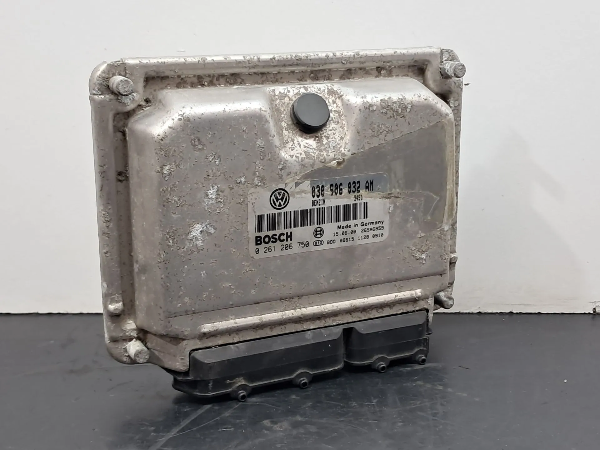 Centralina motor / ECU VOLKSWAGEN Polo (6N)