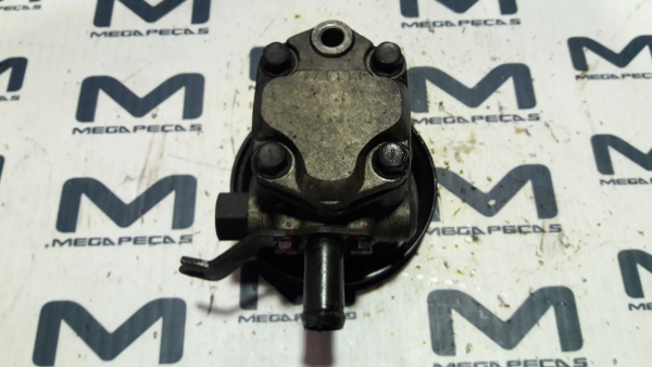 Bomba de dirección KIA Carnival I (UP) Imagem-1