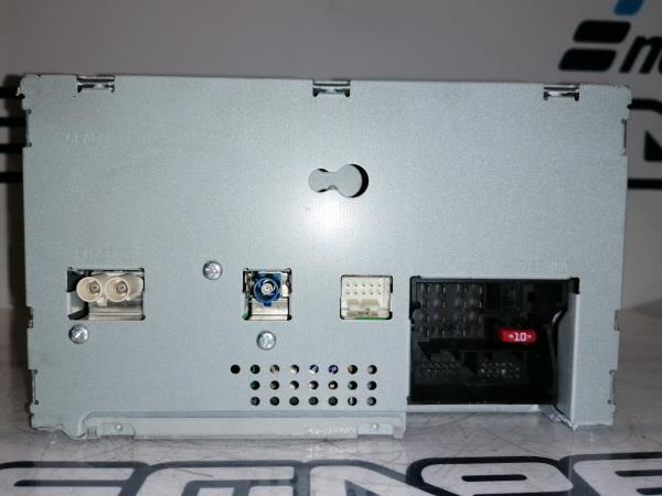 Rádio / auto-rádio MERCEDES-BENZ Classe C (W204) Imagem-2