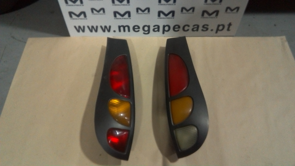 Farolim esquerdo FIAT Marea Weekend (185_)