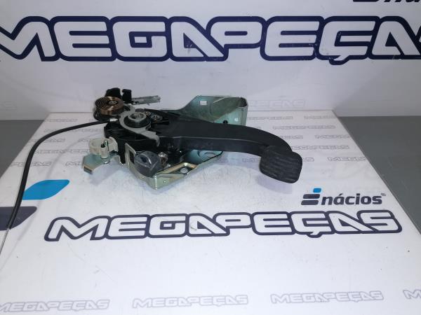 Pedal MERCEDES-BENZ Classe C (W204)