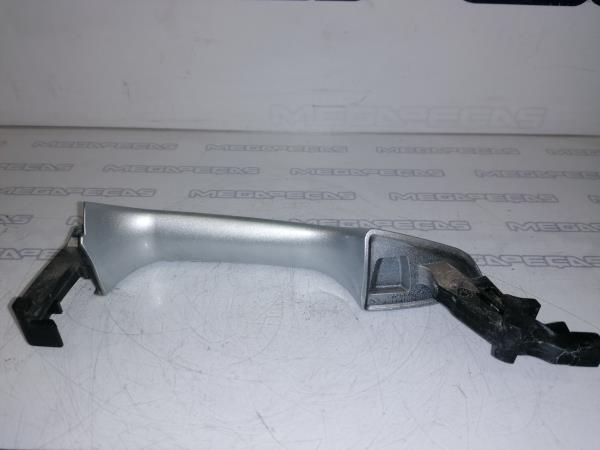 Maniglia porta posteriore sinistra MERCEDES-BENZ Classe C (W204) Imagem-2