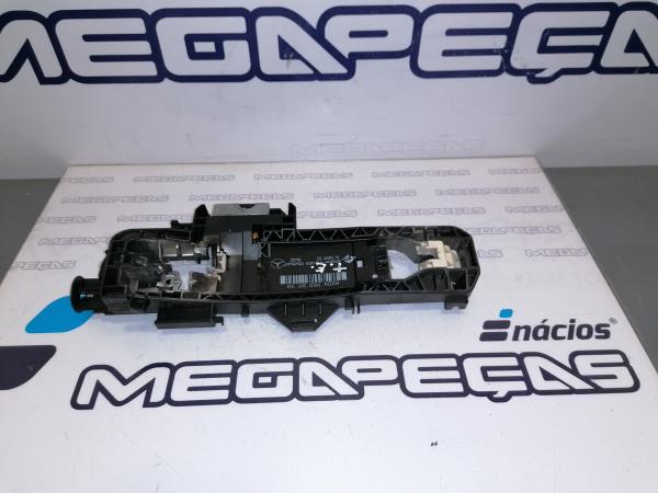 Supporto maniglia porta posteriore sinistra MERCEDES-BENZ Classe C (W204)