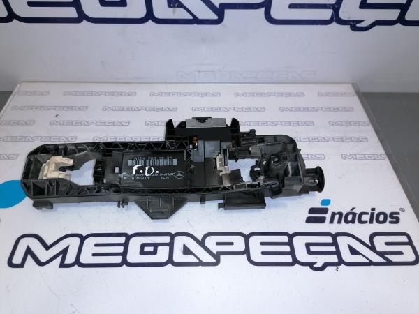 Supporto maniglia porta anteriore destra MERCEDES-BENZ Classe C (W204)