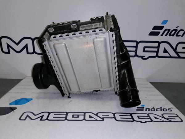 Radiador do intercooler MERCEDES-BENZ Classe C (W205) Imagem-1