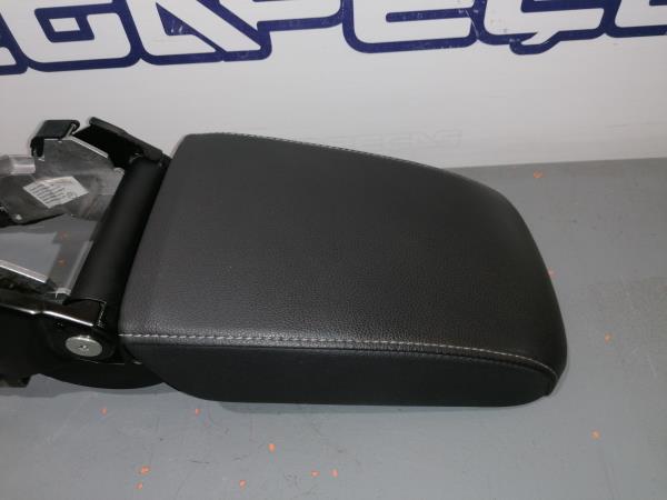 Accoudoir VOLKSWAGEN Golf VII (5G1, BQ1, BE1, BE2) Imagem-1