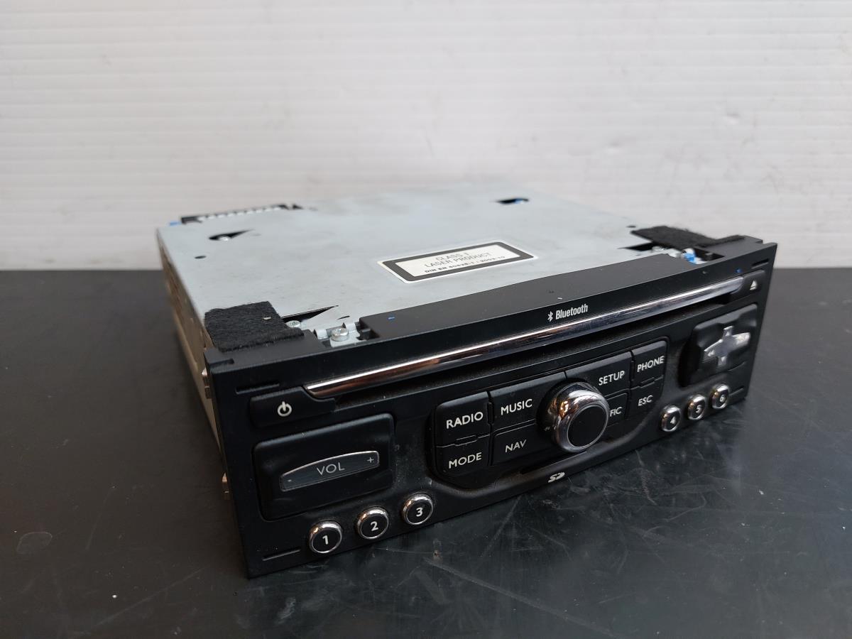Rádio / auto-rádio PEUGEOT 3008 I (0U_)