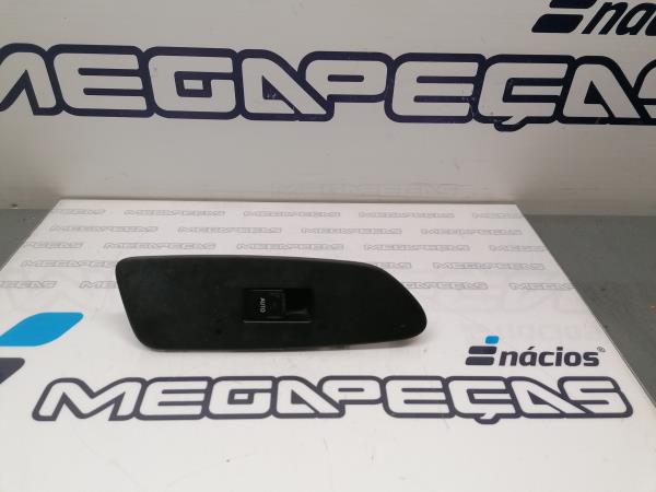 Right Front window control TOYOTA Auris Hatchback (_E15_)