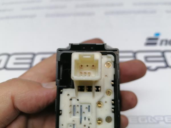 Right Front window control TOYOTA Auris Hatchback (_E15_) Imagem-2