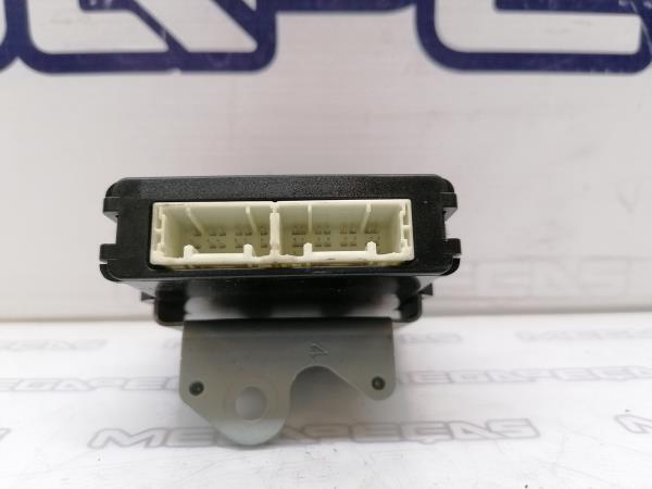Fuse box / SAM / BSI TOYOTA Auris Hatchback (_E15_) Imagem-2