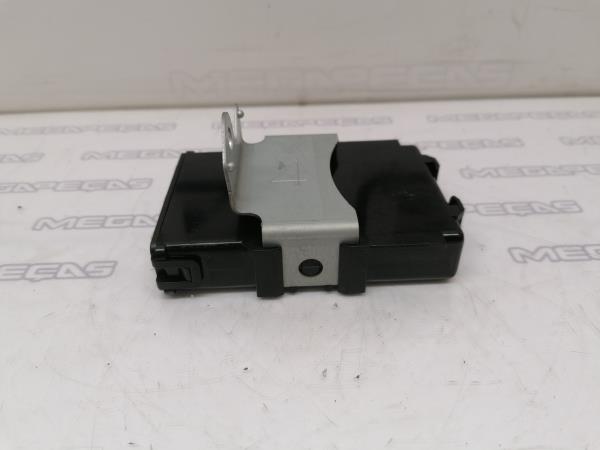 Fuse box / SAM / BSI TOYOTA Auris Hatchback (_E15_) Imagem-3