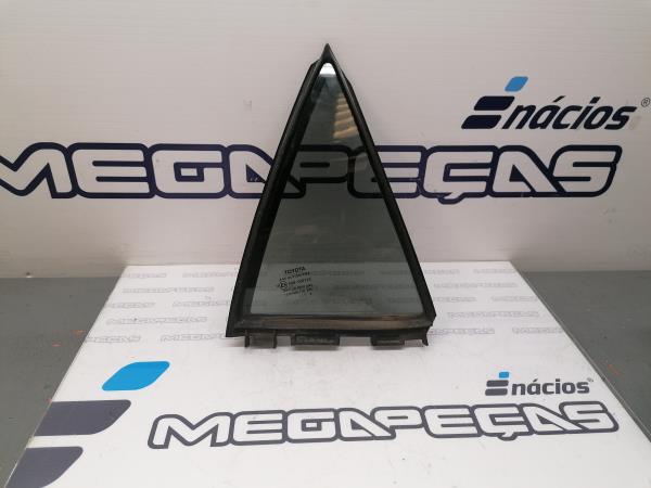 Right rear triangle window TOYOTA Auris Hatchback (_E15_)