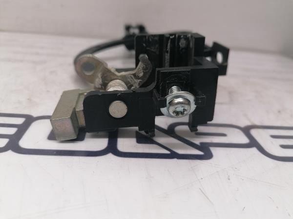 Supporto maniglia porta posteriore sinistra MITSUBISHI Outlander III (GG_W, GF_W, ZI) Imagem-2